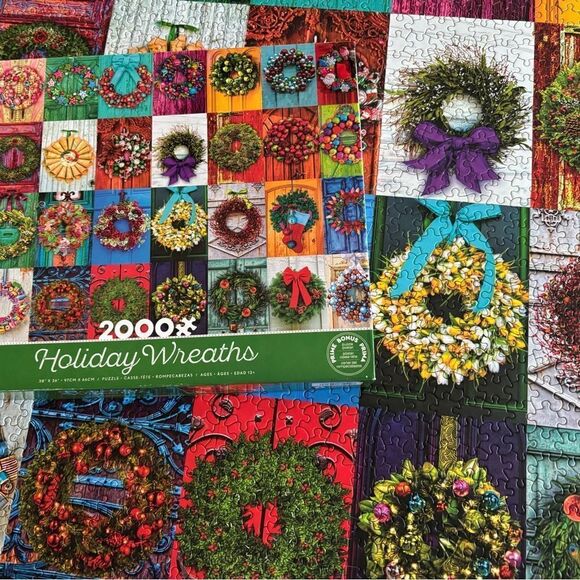 Holiday Wreaths Puzzle - 2000 Pieces - Picture 9 of 9